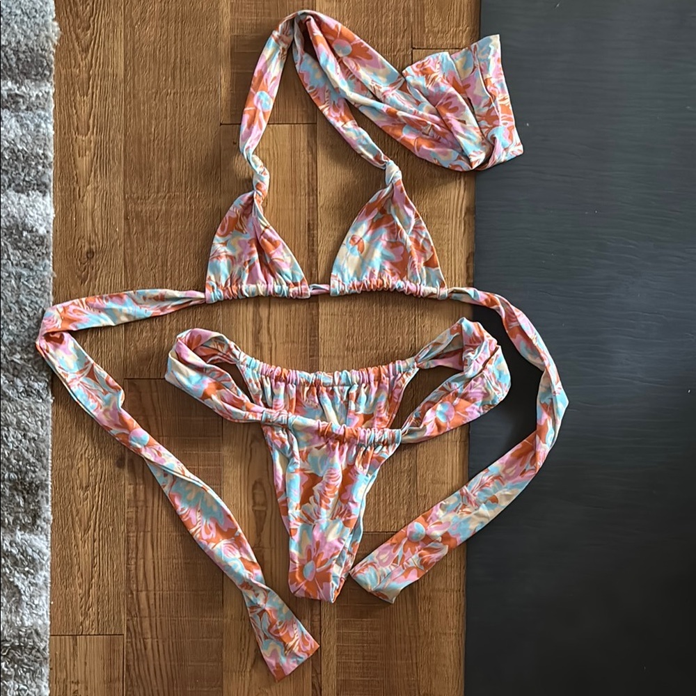 StoneFox floral bikini